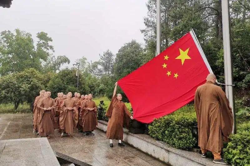 碰然心动