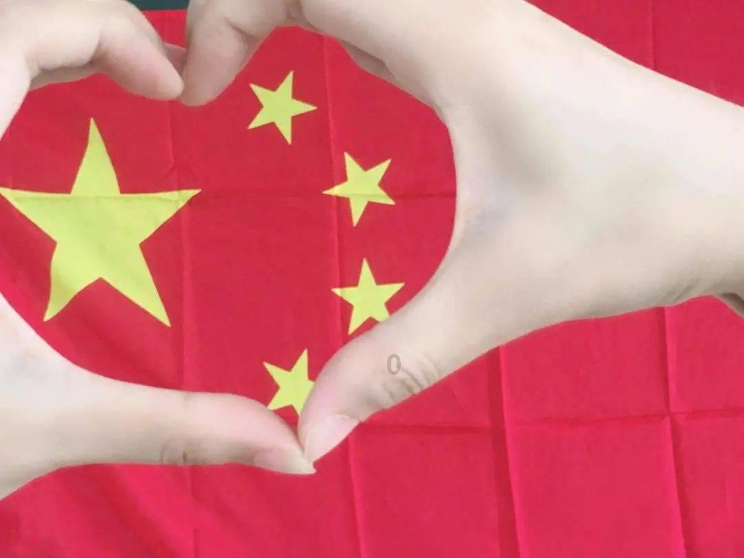 甜美奥莉暑假逛街